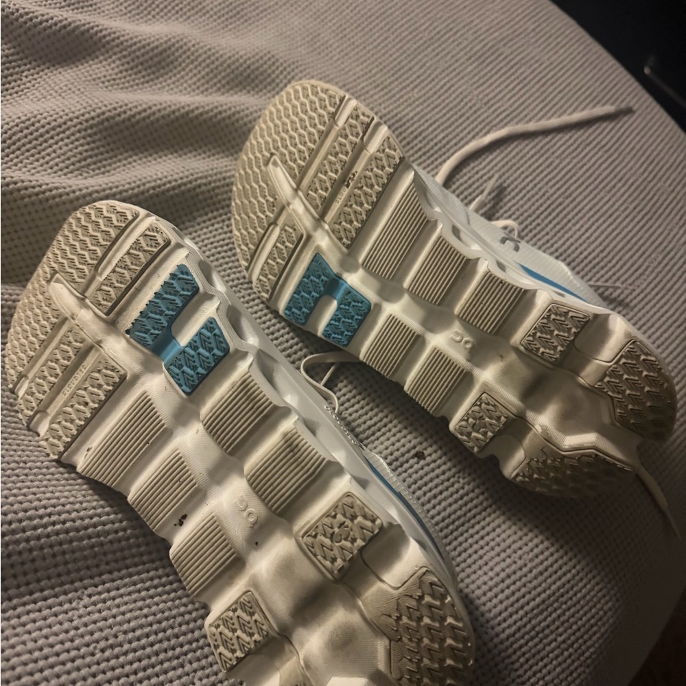 On Cloudrunner 2 White and Blue Sneakers - Picture 2 of 5